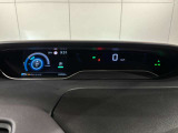 見やすいメーター周り!!カラーディスプレイには運転をサポートするさまざまな情報が表示されます(^^♪