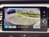 バックモニター付きで、車庫入れやバック時の後方確認をしっかりサポート。モニターに映し出される映像で死角も確認しやすく、狭い場所での駐車や後退時の操作をより安心して行えます。