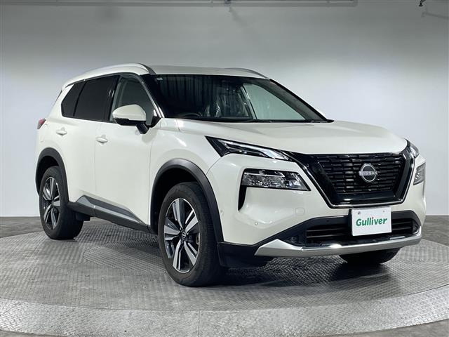 エクストレイル 1.5 G e-4ORCE 4WD 4WD 本革シート