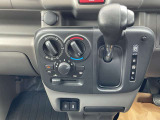 CVT・ダイヤル式エアコン操作部