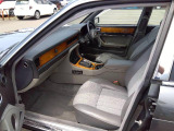 XJ XJ6-3.2 