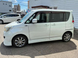 個性豊かなスタッフがお客様のご来店をお待ちしております。 女性の方、車に詳しくない方にも愛車選びをしっかりとサポート致します。