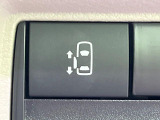 【パワースライドドア】スマートキーや運転席のスイッチでスライドドアの開閉が可能♪電動だから力を入れてドアを開ける必要が無く、小さいお子様でも、重い荷物を持っている時もラクに開け閉めできます♪