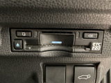 ETCが付いてます。ETC搭載車しか通過できないスマートICが利用できるようになりますよ!現在スマートICの設置箇所も増えてきているので、高速道路利用の幅が広がりますね☆