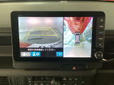 【マルチビューカメラ】周囲の状況を多彩なビューでナビ画面に表示します。駐車場や見通しの悪い交差点での安心感を高めます♪