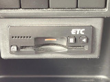 【ETC】高速道路の料金所をストレスなく通過!話題のスポットやサービスエリアに多い「スマートIC」利用時は必須のアイテムです。当店でセットアップを実施、ご納車当日からすぐにご利用いただけます!