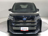 「フロントマスク」です。車の印象を決めるのは【顔】。この車の顔つきは、きっとあなたにピッタリ!?
