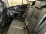 ゆとりある広々とした車内空間は、ドライブを始め買い物やレジャーなど、幅広く活躍します。一人でもみんなとでもお出かけを楽しみましょう!