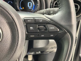 クルーズコントロールを装備しています。高速道路などで一定の速度で走ってくれるので運転が楽ですよ!速度を設定できますので、スピードの出しすぎにも注意できます。