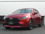世界統一名称の『MAZDA2』となったコンパクト。「Be a Driver」のスローガンのもと、最適なドライビングポジションを提供できる室内空間と思い通りの走行性能を持った、クラスを超えたお車です!