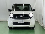 LEDヘッドライトを装備しています。LEDヘッドライトはとても明るく、雨の日や夜間走行も安全・安心です。オートライトコントロール付きで周囲の明るさに応じて自動で点灯・消灯します