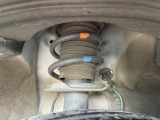 お車を安心してお乗りいただく為には、足回りの定期点検が欠かせません。サービスサポート(有償保証)では無料点検もご提供しており、安心のカーライフをお過ごしいただけるサポート体制が整っています。