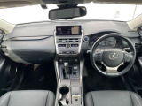 NX 300h Iパッケージ 