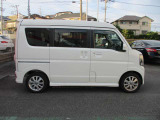 『サイドシルエット』運転席側写真になります。