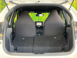 普段のお買い物や通勤、送迎等に十分な荷室スペースを確保しております。セカンドシートを倒すと、大きな荷物の積載も可能です♪