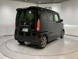 自動車保険・JAFも取り扱っております。また、お客様のご希望で保証延長(有償・一部の車種では取り扱いできません)もご準備しております。
