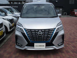 セレナ 1.2 e-POWER ハイウェイスターV 
