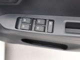 パワーウインドウスイッチです。