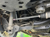 お車を安心してお乗りいただく為には、足回りの定期点検が欠かせません。サービスサポート(有償保証)では無料点検もご提供しており、安心のカーライフをお過ごしいただけるサポート体制が整っています。