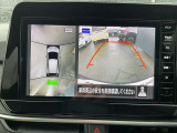 アラウンドビューモニターは、4方のカメラで真上から車を見たようにモニターで確認ができる日産の自慢の装備です。是非実際の車で体感してみてください。