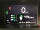 ホンダが推し進める総合先進安全装備のセンシング搭載! 衝突や斜線はみだしなどの危険が予測される時、センサーが警告。ヒューマンエラーを高度先進技術が補完してくれます。