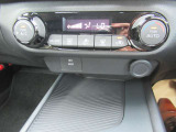 オートエアコンですので、車内を快適な空間に出来ます♪
