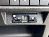 今では必需品のETCもパネルデザインにフィットするビルトインタイプなので、見た目もスッキリとしています