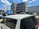 お客様に、どれだけ満足していただけるかを常に考え、スタッフ一同日々努力しております。
