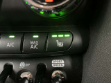 車両の詳細、ご質問につきましては、弊社営業スタッフまでお気軽にご連絡下さいませ。遠方のお客様には実車の詳細画像の送信も承ります。お客様からのお問合せをお待ち致しております。