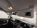 運転席・助手席にはバニティミラー付き♪身だしなみチェックできますよ(^^♪