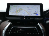 純正メーカー12.3インチディスプレイオーディオ&ナビキット装備!インパネ中央部のディスプレイに、オーディオ機能とスマホ連携機能を搭載!ナビキットを装着しており、車載ナビ もご利用いただけます。