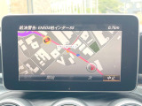 ●純正ナビ:一体感のあるナビは、高級感ある車内を演出してくれます。オーディオ機能も充実しておりますので、運転もより楽しめます♪