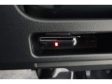 ETC車載器を装備していますので、高速道路の料金所をスムーズに通過。料金もお得になる場合があります。
