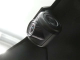 【ドラレコ搭載車】今や必需品のドライブレコーダー搭載車です。万が一のトラブルのときにも役に立つドライブレコーダーを装備しています。側面衝突や幅寄せ・割り込み対策に!