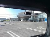 リアにもドライブレコーダー付き。車内側も録画できます。