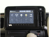 お出かけの強い味方☆フルセグナビ搭載! AV機能:AM/FMラジオ・TV・CD・DVD・Bluetooth・USB
