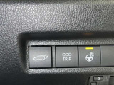 ステアリングヒーター付き。寒い日のドライブも、手のひらから温めてくれます。