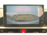 バックガイドモニターで、後方を確認しながら安心して駐車することができます。運転初心者も熟練者も必須の機能ですよ!