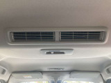 サーキュレーター付で後部座席にお乗りの方も快適に過ごせますよ