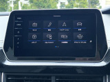 タッチ&スワイプ式のディスプレイ。各種アイコン等も大き目で見やすく、スマートフォン感覚で直感的な操作が可能です