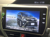 【10.5インチナビ】高級感とインパクトのある大画面ナビを装備。各種オーディオ操作はもちろん、スマホ連携もできる利便性の高いナビです♪