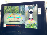 【パノラミックビューモニター】専用のカメラにより、上から見下ろしたような視点で360度クルマの周囲を確認することができます☆死角部分も確認しやすく、狭い場所での切り返しや駐車もスムーズに行えます。