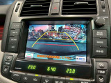 【バックカメラ】運転席から画面上で安全確認ができます。駐車が苦手な方にもオススメな便利機能です。