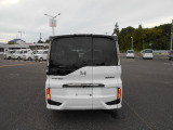 新車ディーラーの中古車コーナーです。保証・整備料金は車両価格に含まれております。諸費用まで入った支払総額は魅力的な価格になっていると思います。