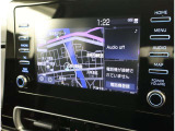純正ナビを装備。タッチパネル式で使いやすく、お出かけもラクラクです。