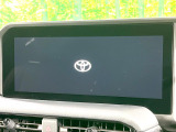 【12.3インチワイドナビ】高級感とインパクトのある大型ワイドナビを装備。各種オーディオ操作はもちろん、横長ワイド画面でのマップ2分割表示など、利便性も高いナビです♪