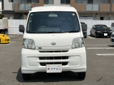 ご来店の際は事前にご連絡頂ければスムーズに現車をご確認できます。直通TEL092-558-5957 お気軽にご連絡下さいませ!