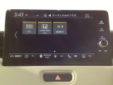 純正スマートナビとバックカメラ付☆bluetoothオーディオでドライブも好きな音楽を聴いて楽しめます。TV視聴も可能です☆