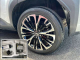 タイヤサイズは215/50R18!純正アルミホイール!残り溝は5ミリ程度です!パンク修理キット搭載車!