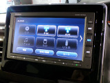 CD、DVD、Bluetooth、AM、FM、AUX、スマートフォン接続ができます。